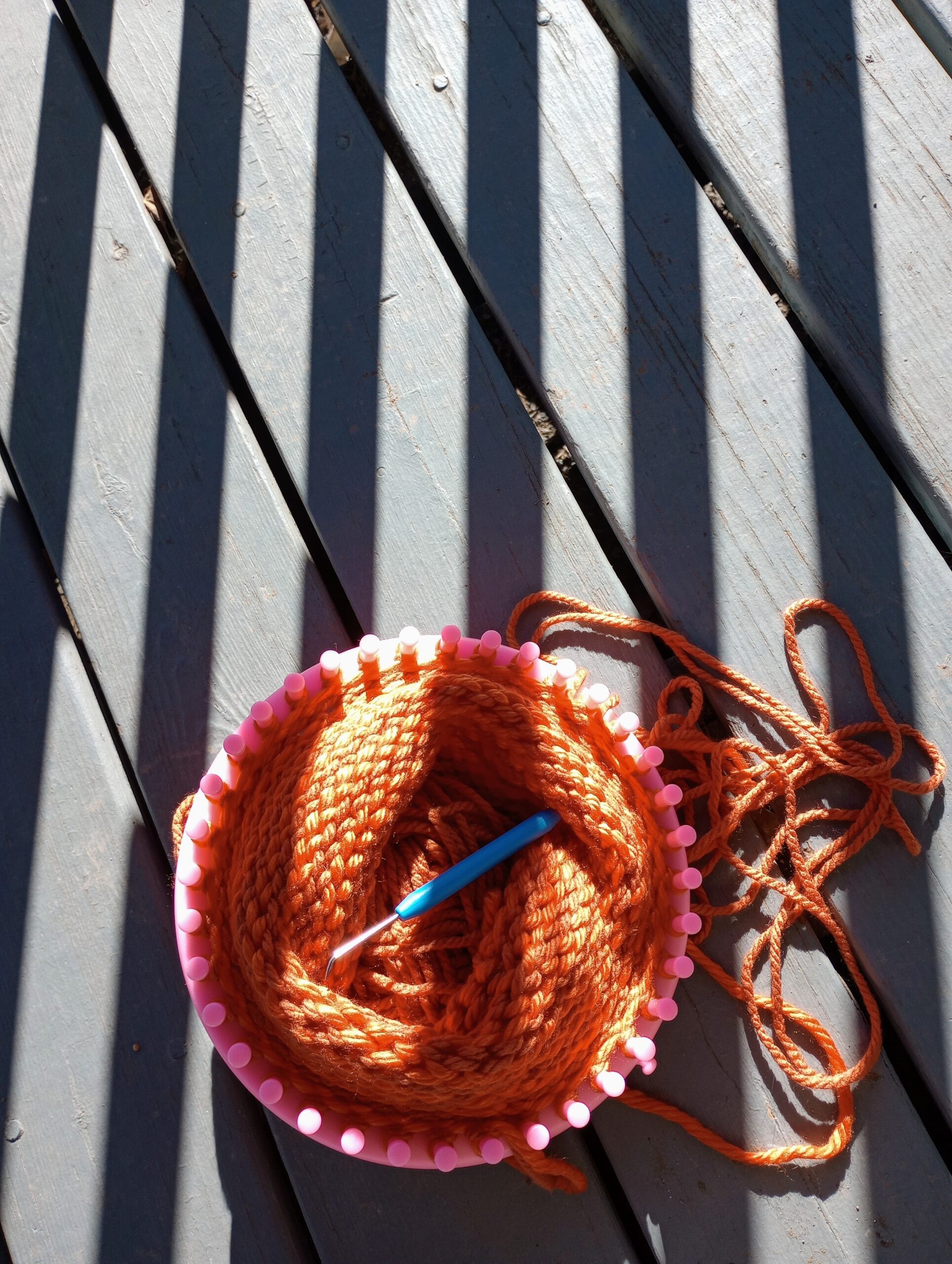 Learn to Knit with a Loom RavenWerks Guild